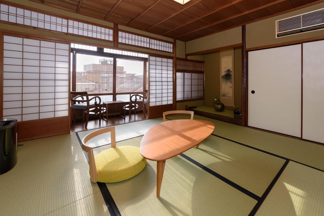 Gion Komatsu Kyoto Bagian luar foto