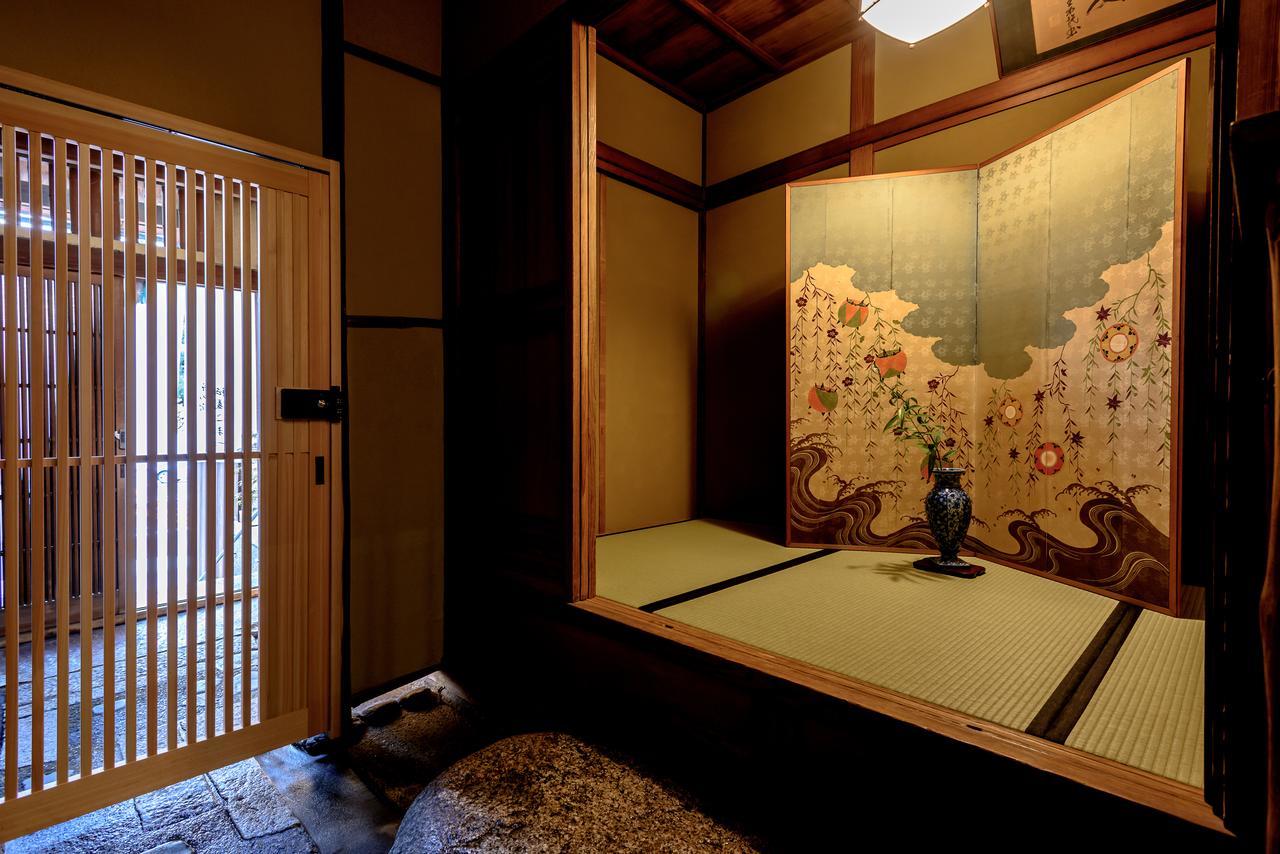 Gion Komatsu Kyoto Bagian luar foto