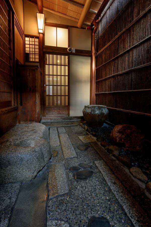 Gion Komatsu Kyoto Bagian luar foto
