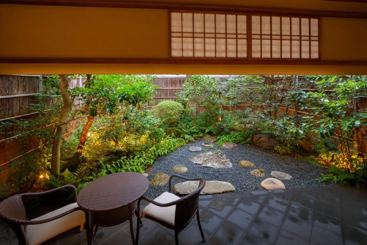 Gion Komatsu Kyoto Bagian luar foto
